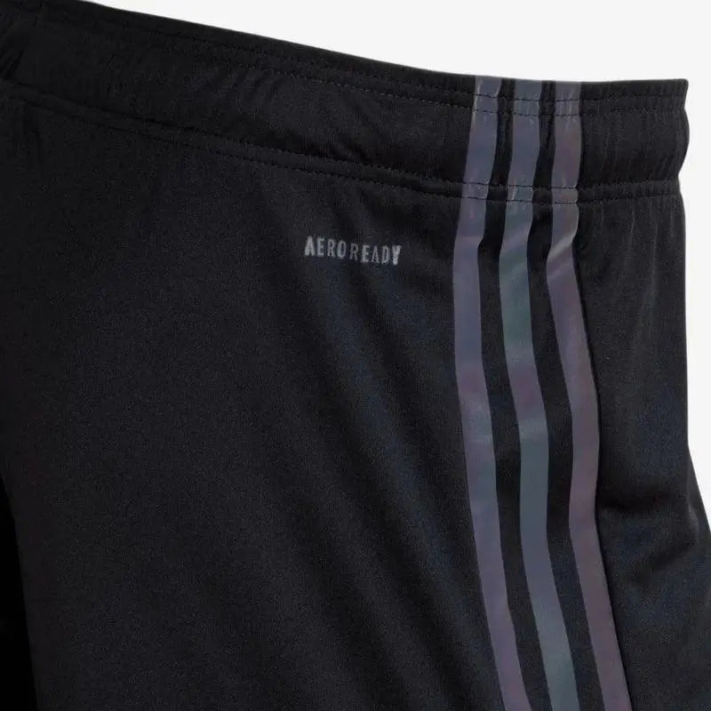 Shorts 2023/24 III